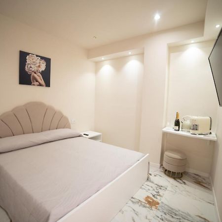 B&B Dominus Luxury Rooms Tropea Buitenkant foto