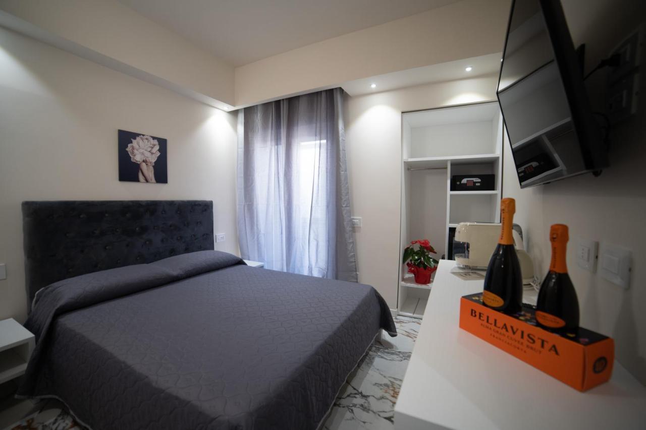 B&B Dominus Luxury Rooms Tropea Buitenkant foto